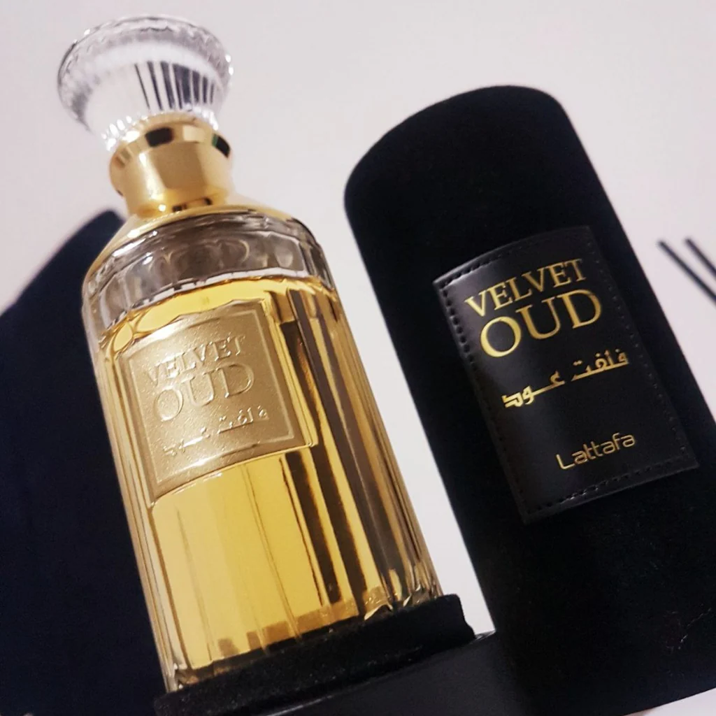 Velvet Oud EDP - 100ML (3.4 oz) by Lattafa - Image 7
